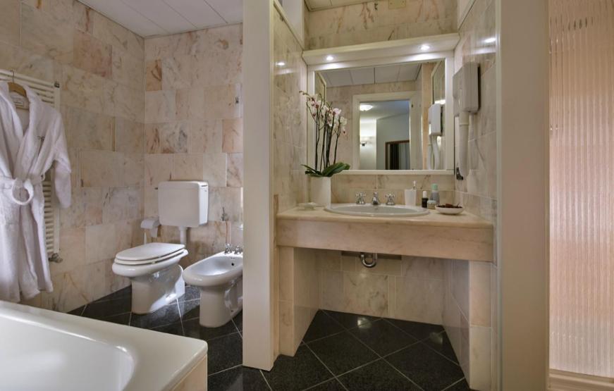 Hotel Lo Zodiaco Abano Terme Exteriör bild